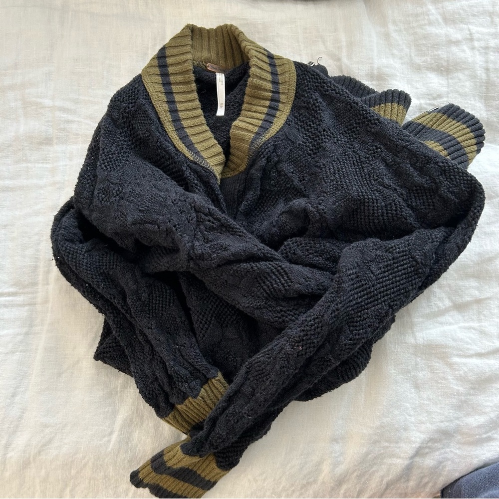 Vintage looking free people zip up